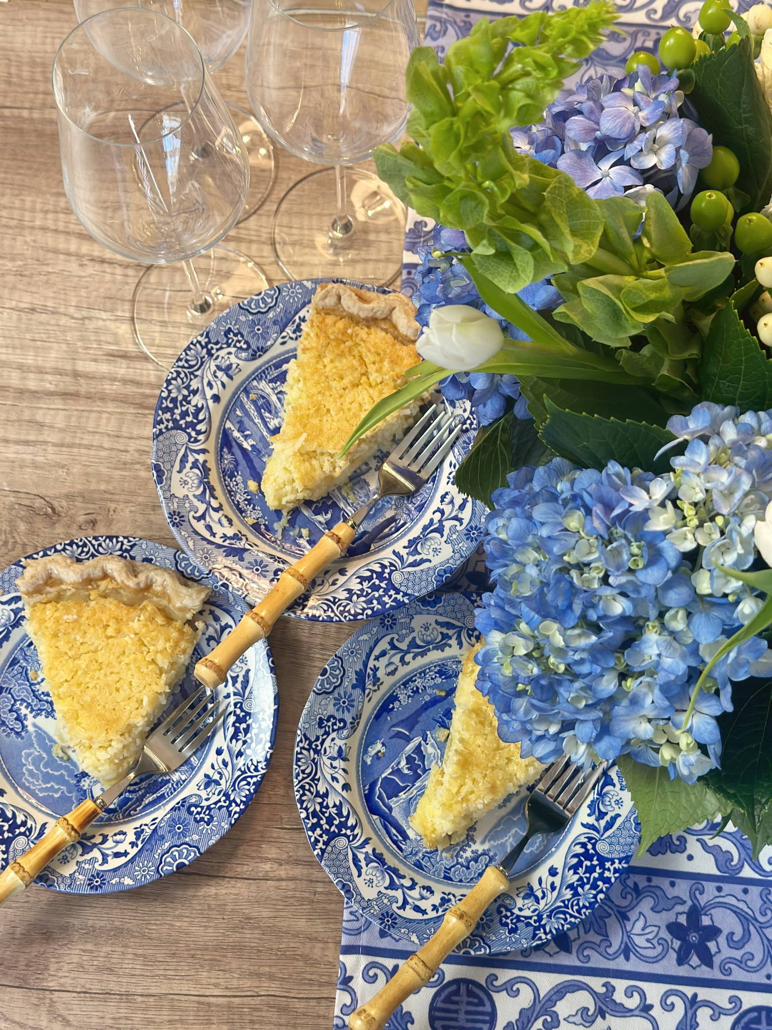 Dining in blue and white style 

#LTKFindsUnder100 #LTKParties #LTKHome