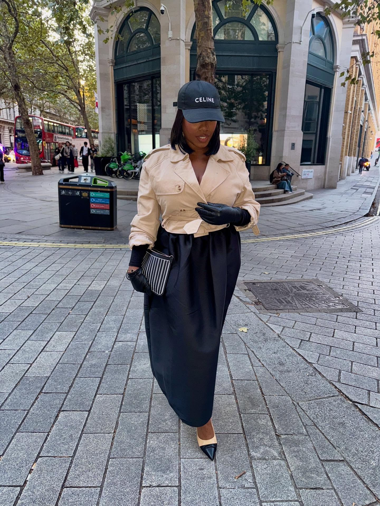 Mum took these they deserve a post 🥺🖤✨

Jacket @prettylittlething 
Skirt @asos
Gloves @primark 
Hat @celine 
Pouch @louisvuitton 
Shoes @chanelofficial