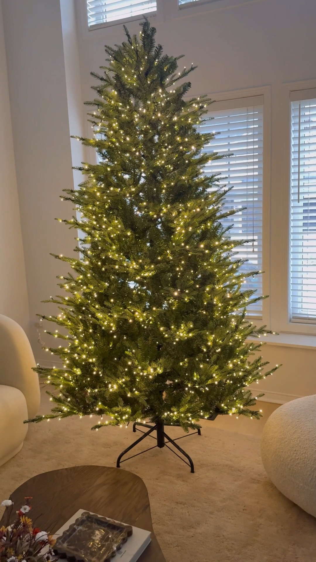 7.5’ Christmas tree 

#LTKcanada #LTKholiday #LTKhome