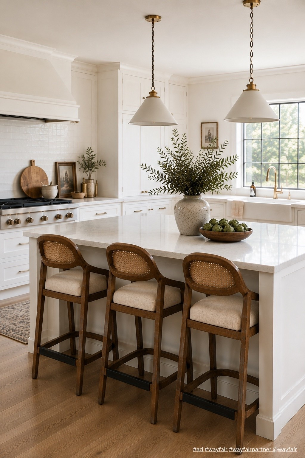 #ad #wayfair #wayfairpartner @wayfair
The prettiest kitchen details. Timeless, warm & effortlessly elevated.