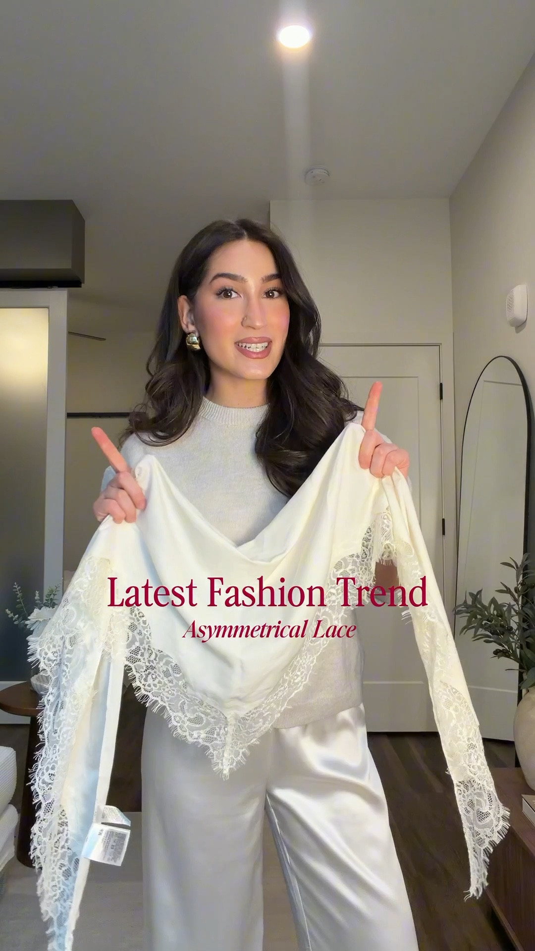 Asymmetrical lace bottoms are my newest fashion trend ￼

#LTKootd #LTKU