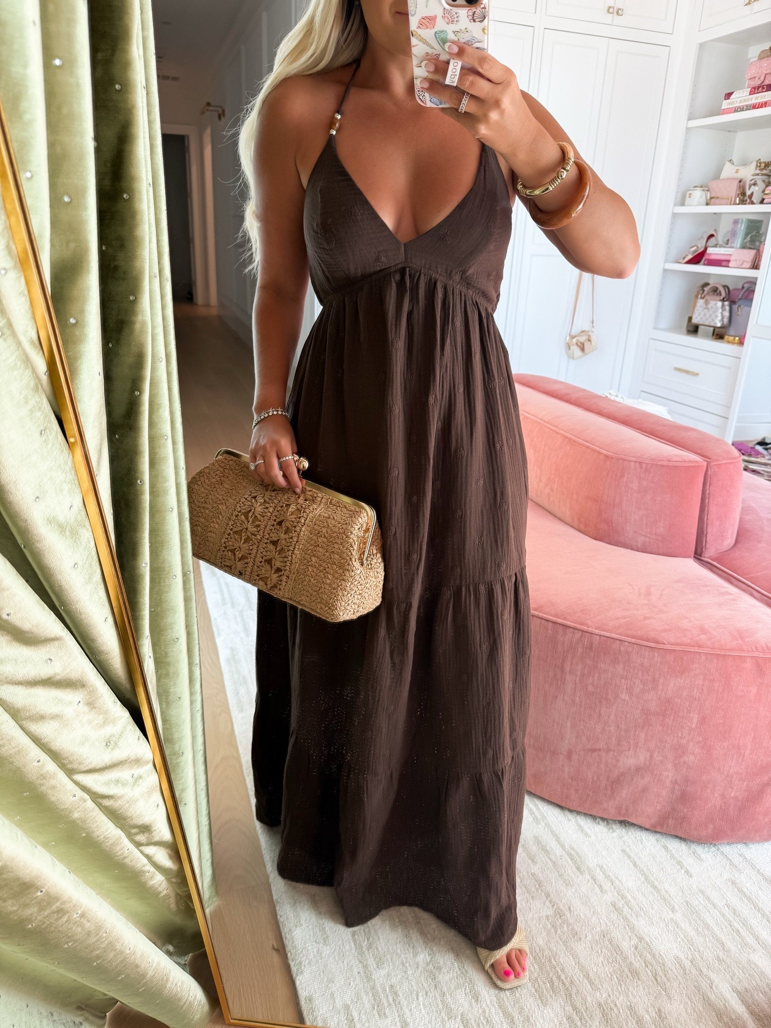 This brown sundress is gorg!

#LTKootd #LTKgrwm #LTKTravel