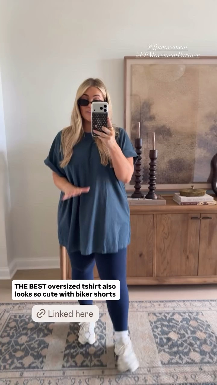 The perfect oversized tee👏🏼 I’m in a medium 

#LTKootd #LTKMidsize #LTKmomlife