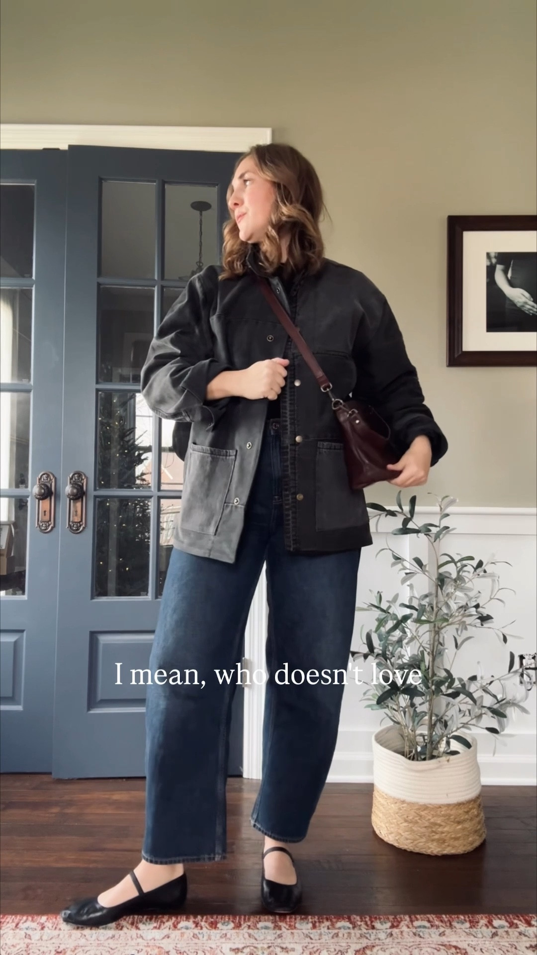 The perfect classic girl bag- meet ivy :) 

Bag- Latico Leathers 
Tee- old navy - tts
Jeans- Gap - this dark wash up a size the black or light wash tts 
Shoes- Madewell - size down a half size 
Jacket - Reworked Denim Jacket from Reed Vintage :) @karlareed on IG 

#LTKOver40 #LTKstorytime #LTKgrwm