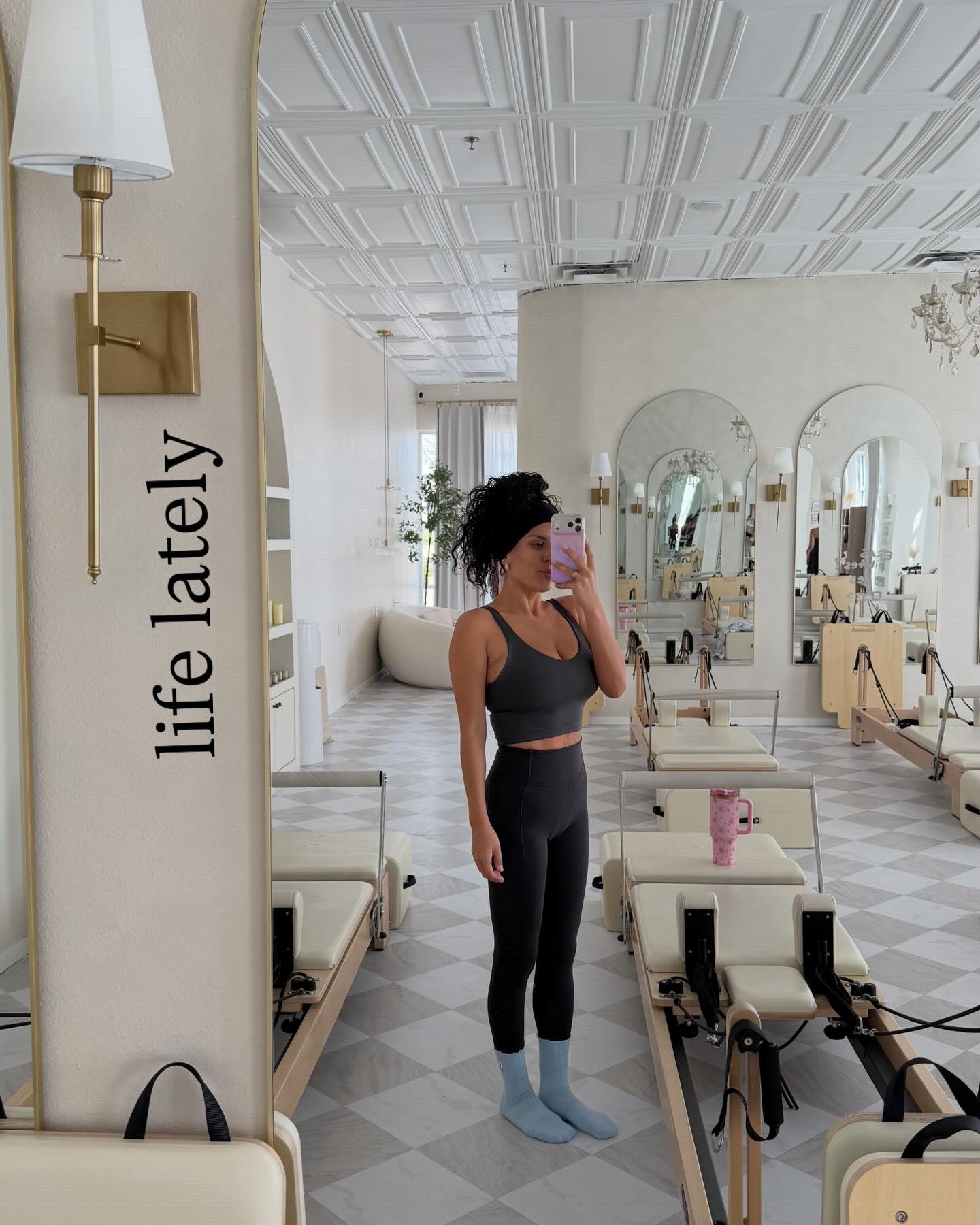 Life lately has been a mix of trying to fight the jet lag from my Taiwan trip, catching up on sleep and getting back into routine with the kiddos😵‍💫

Last week I was soooo TIREDDDDDD!!! Somehow, I actually made it to Pilates three times last week and I’m proud I did that. I went to bed at 7pm so many days because my body just couldn’t keep up. I’m so thankful for Ben because he picked up the slack a lot so I could rest🙏🏽
I kept the kids alive, they went to school every day, I didn’t forget any lunches or waters and that’s a WIN 🤌🏽

This week for Spring Break, we are staying home, running errands, getting rest and maybe one Texas staycation🤭

If you’re a mom and you’re reading this, just know you’re a BADASS 😘
.
.

#dallasinfluencer #pilatesprincess #mommyblogger #travelcreator latina