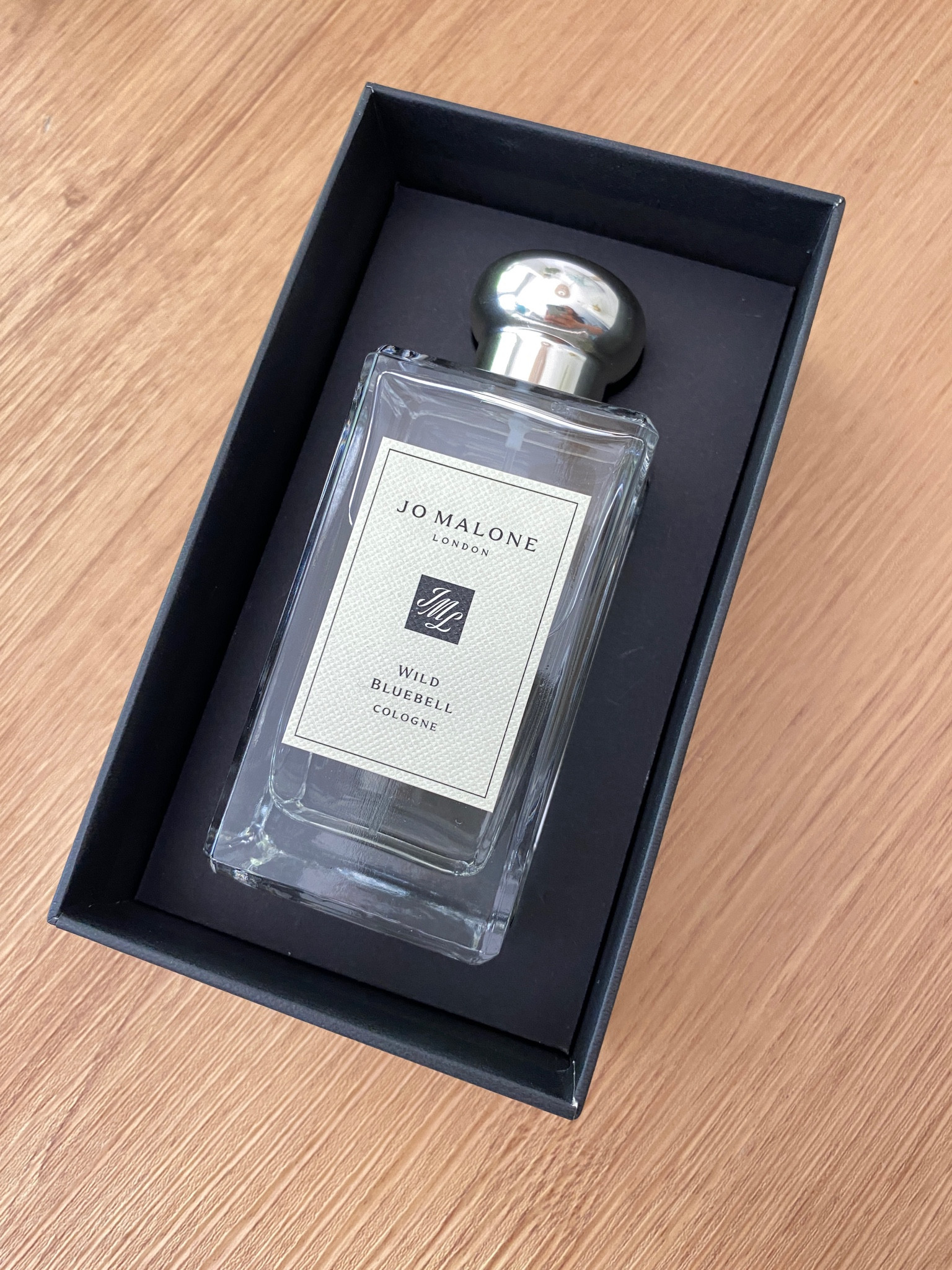 my new perfume smells amazing 

#LTKWatchNow #LTKGiftGuide #LTKBeauty