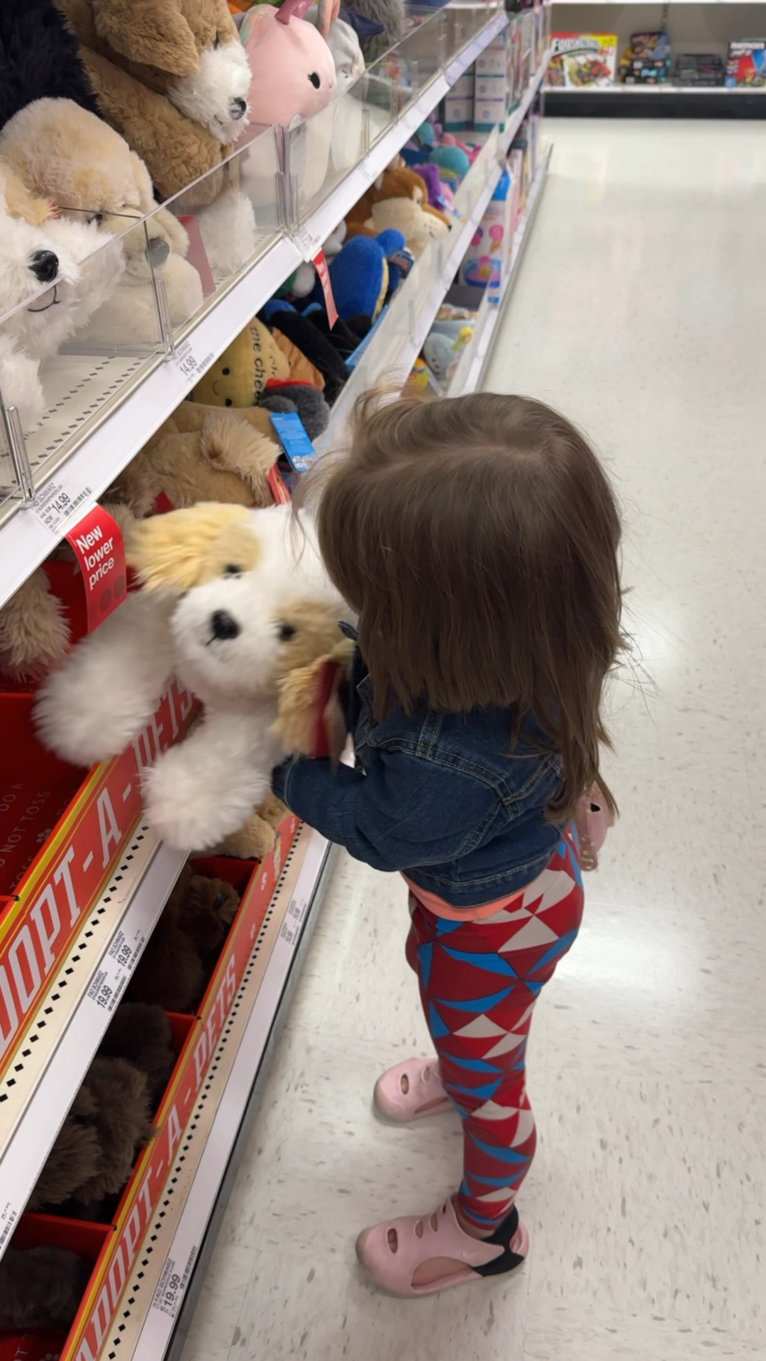 “I don’t have money for any of these…” 🥹😂

And somehow this sweet little pup still made it home 🐶🤍
Because sometimes the best purchases are the ones you weren’t planning—but you know they’re about to be loved forever.

This FAO Schwarz stuffed dog is so soft, the perfect size for little arms, and immediately became a new best friend 🫶🏼

Perfect for:
• Easter baskets
• “just because” surprises
• comfort buddies & bedtime snuggles
• car ride companions

Proof that you don’t need a plan… just a soft puppy and a 5-year-old with big eyes 🥹

#faoschwarz #stuffedanimals #momlife #targetfinds #kidsgifts #easterbasket #toddlerlife #momfinds

#LTKstorytime #LTKdayinmylife #LTKmomlife