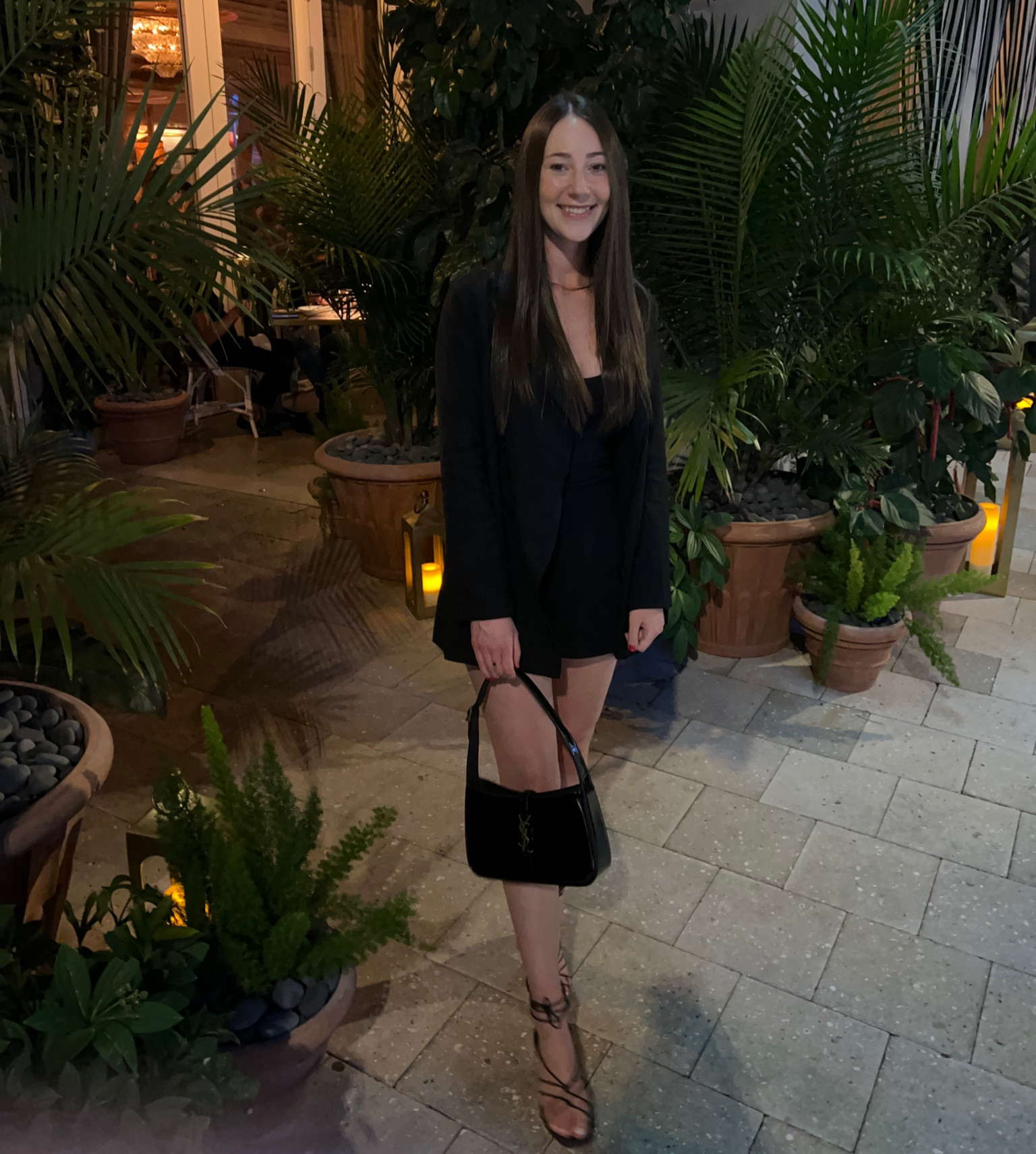 All black outfit 🖤 

blazer, ysl, allblackoutfit, businesscasual, designerbag, birthday outfit