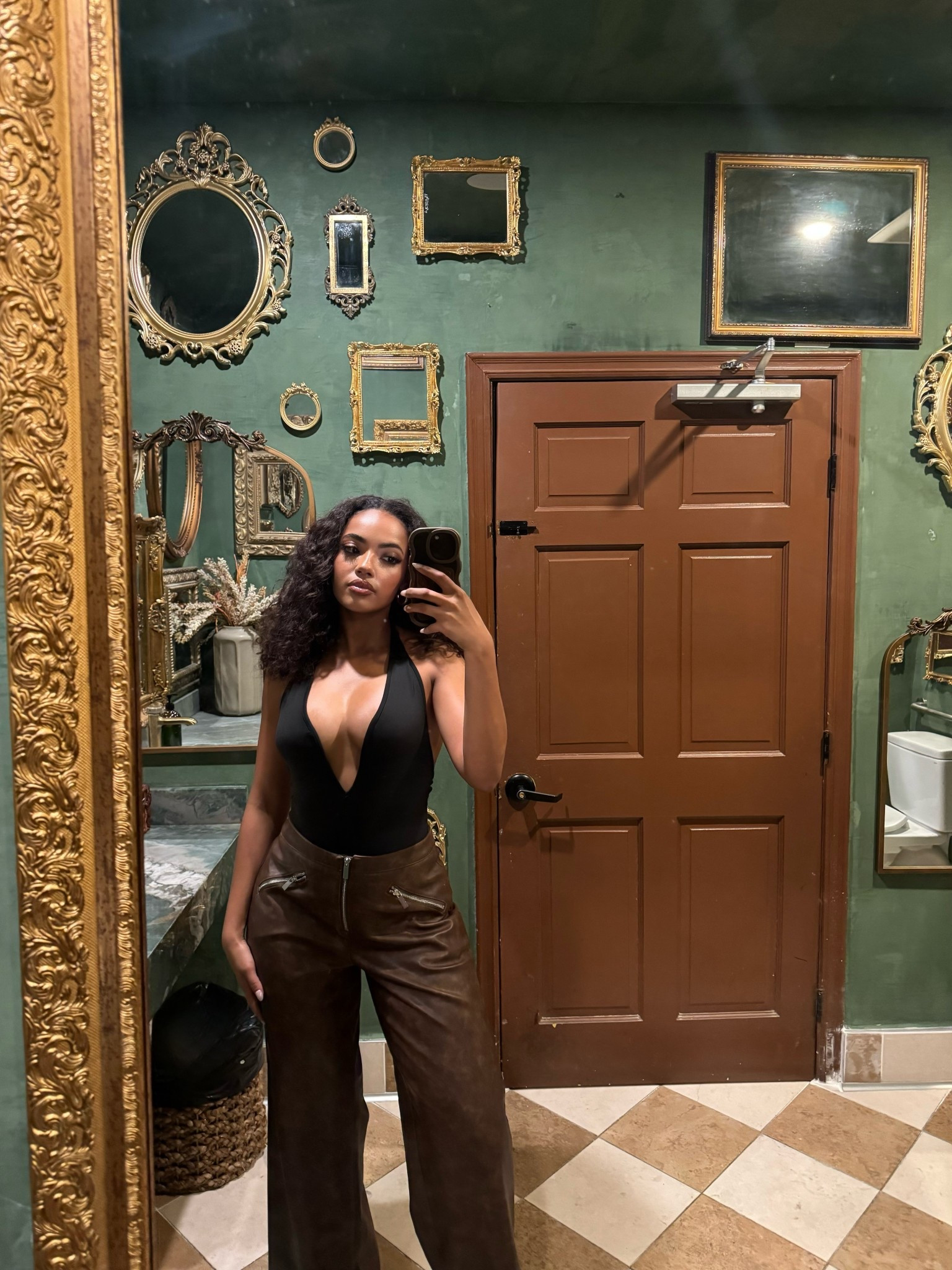 Friendsgiving with a night cap 💙

#LTKHoliday #LTKootd