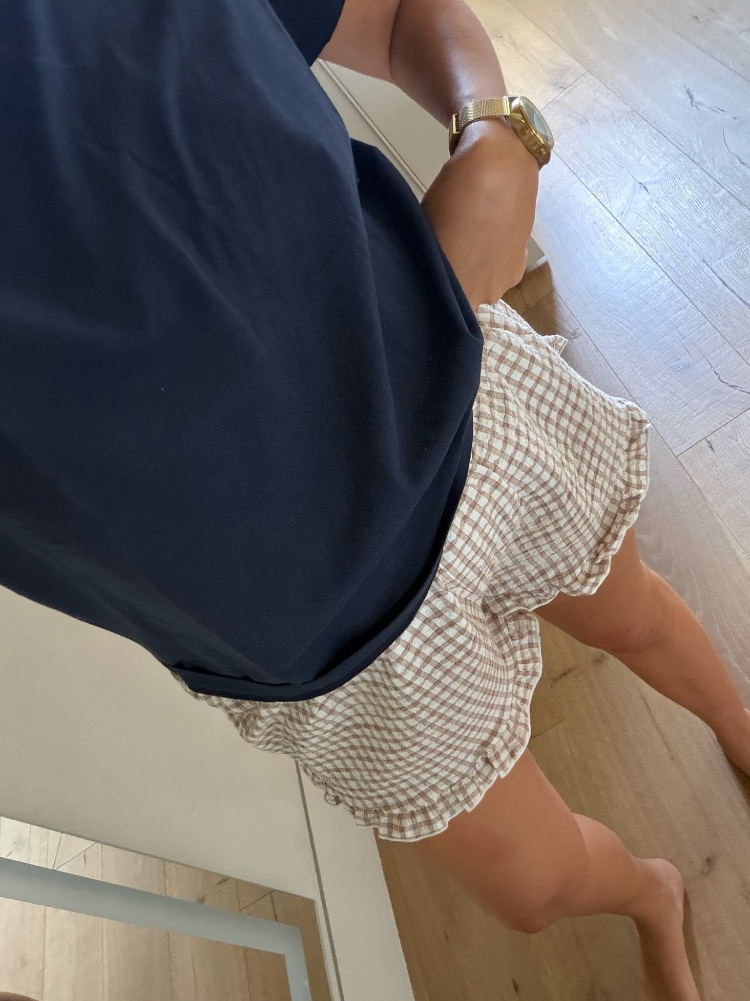 Transitional fall boxer short 🍂

Top: large
Bottoms: medium 

Dressupbuttercup.com #dressupbuttercup #dederaad

#LTKootd #LTKmomlife #LTKSeasonal