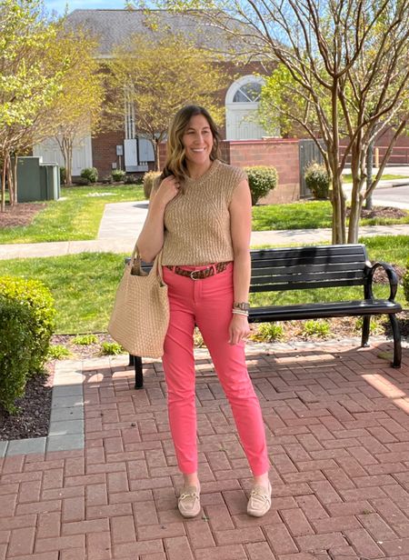 Pop of color spring outfit 

#LTKstyletip #LTKworkwear #LTKfindsunder50