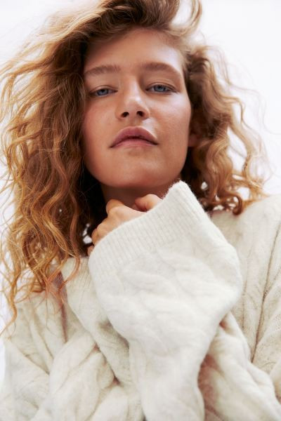 Oversized Cable-knit Sweater | H&M (US + CA)