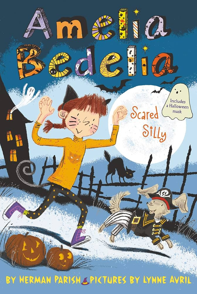 Amelia Bedelia Holiday Chapter Book #2: Amelia Bedelia Scared Silly \u2013 An Illustrated Chapter... | Amazon (US)