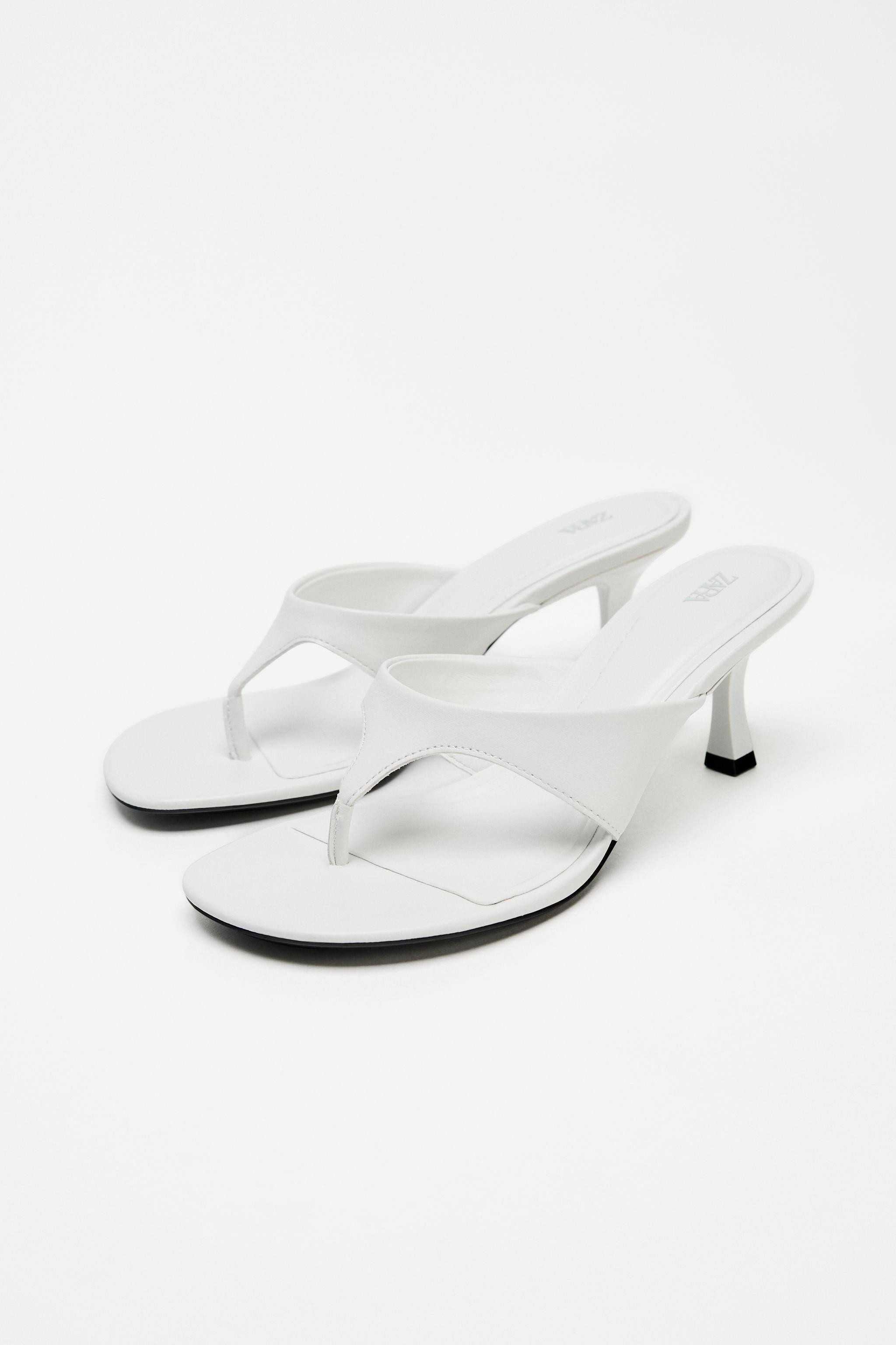 Leather heeled sandals. Toe post. Thin mid-heel. Round toe. Heel height: 7 cm. / 2.7"white | 3311... | Zara UK
