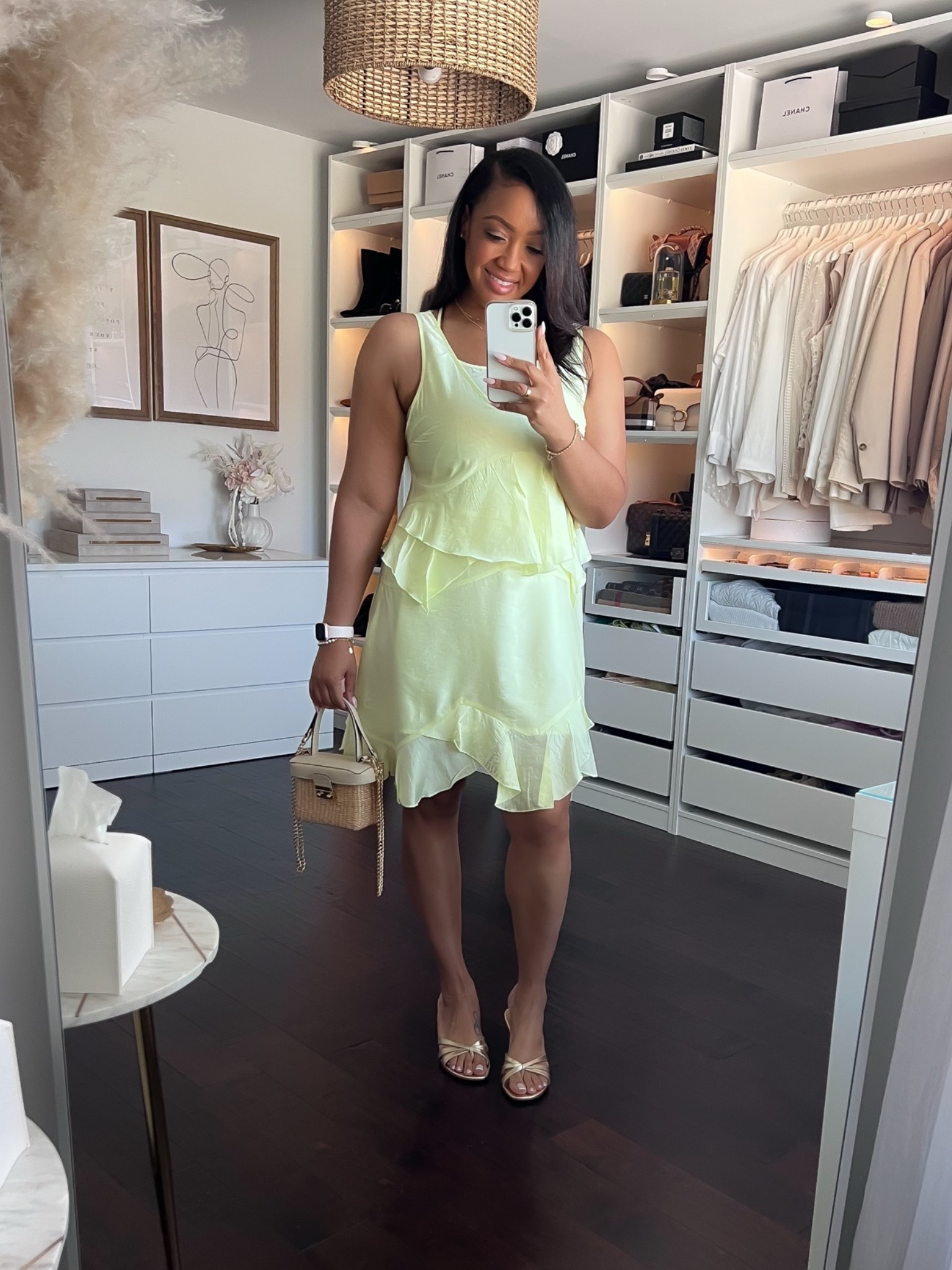 Sharing items from my latest Walmart Haul! Love this Scoop Devil Wear’s Prada tiered ruffle dress. Runs TTS and I’m wearing a Large. Paired with these cute gold kitten heel thong sandals. They run big so size down!