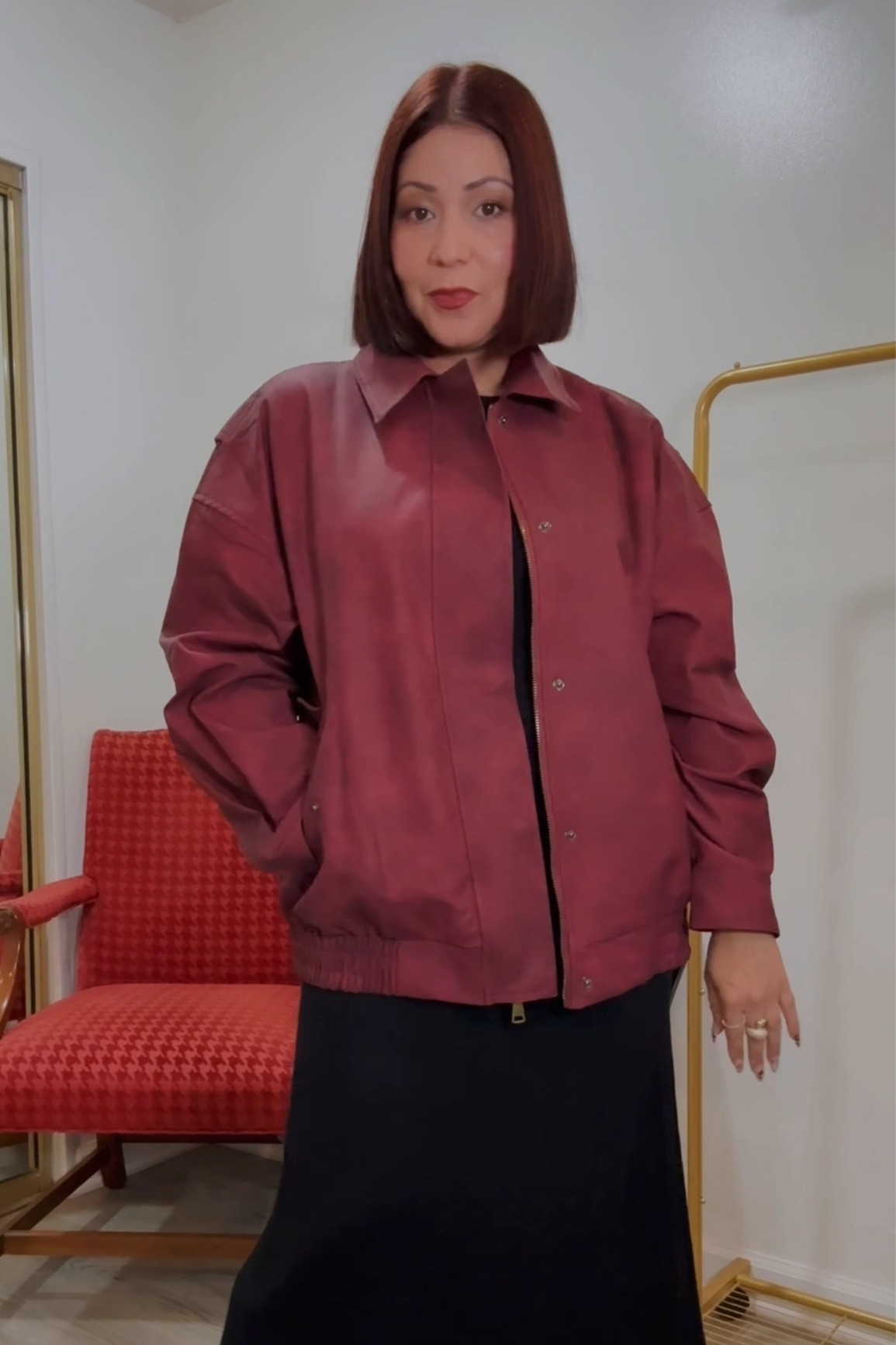 Burgundy Jacket 

#LTKBeauty #LTKFindsUnder50 #LTKStyleTip