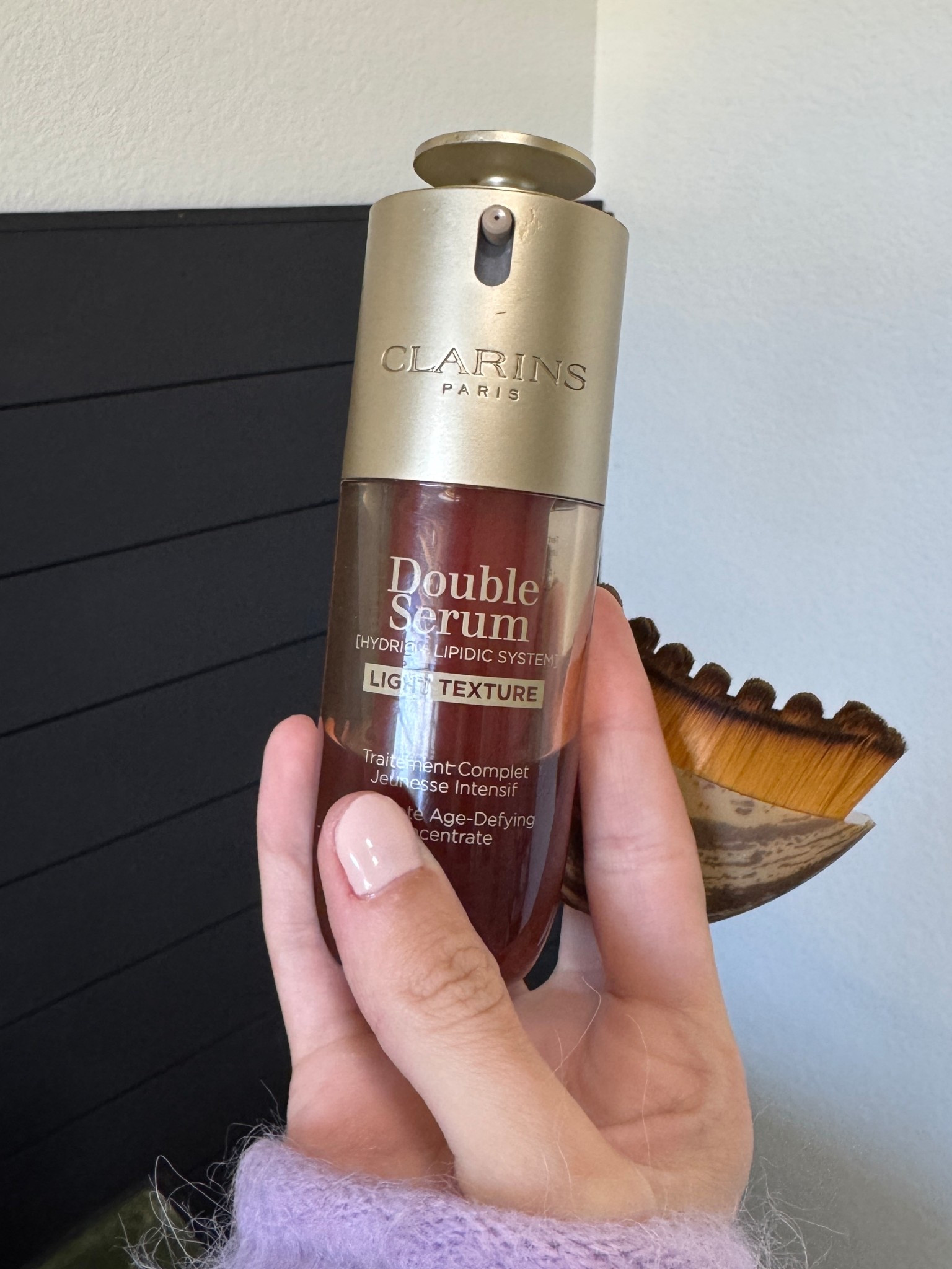 This brush is my new favorite thing! It helps reduce all my puffiness in the morning and it’s so soothing. Great for working out fine lines and snatching your jawline! 

#LTKBeauty