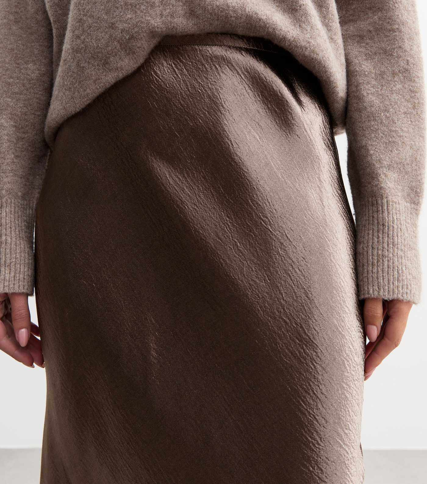 Brown Crinkled Satin Midi Skirt | New Look | New Look (UK)