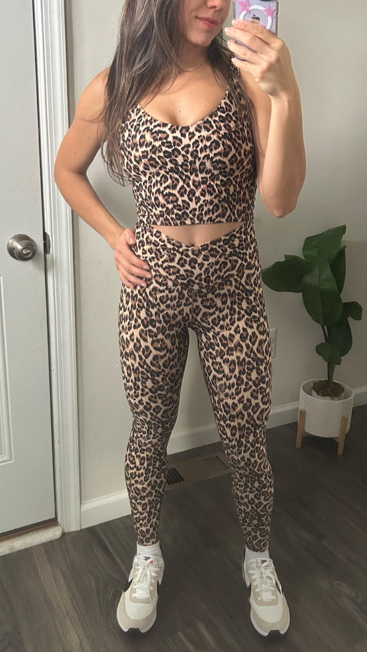 New at Aerie 🐆 

Leggings Small
Top Small

#active #workoutset #animalprint

#LTKFindsUnder50 #LTKFitness #LTKActive