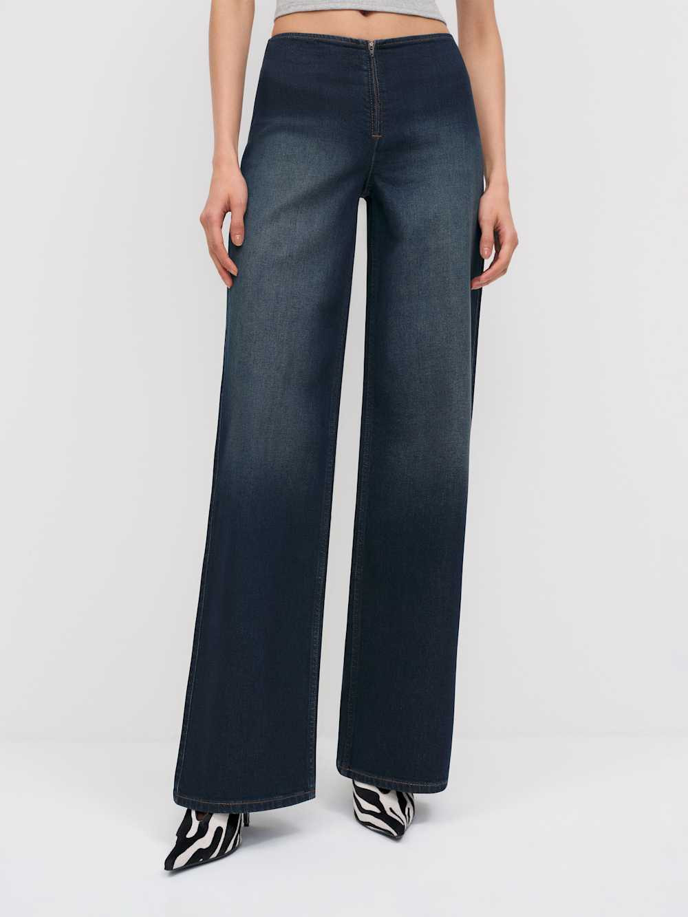 Greta Super Stretch Low Rise Wide Leg Jeans | Reformation (Global)