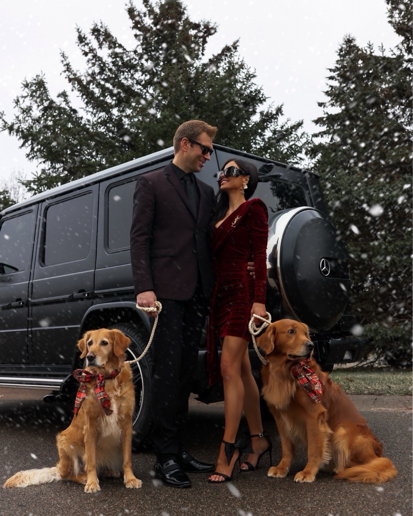 Holiday family photos / Christmas outfits / holiday outfit
Revolve Velvet dress
Bow tie heels
Men’s burgundy suit
Men’s patent leather loafers 

#LTKHoliday #LTKStyleTip #LTKSeasonal