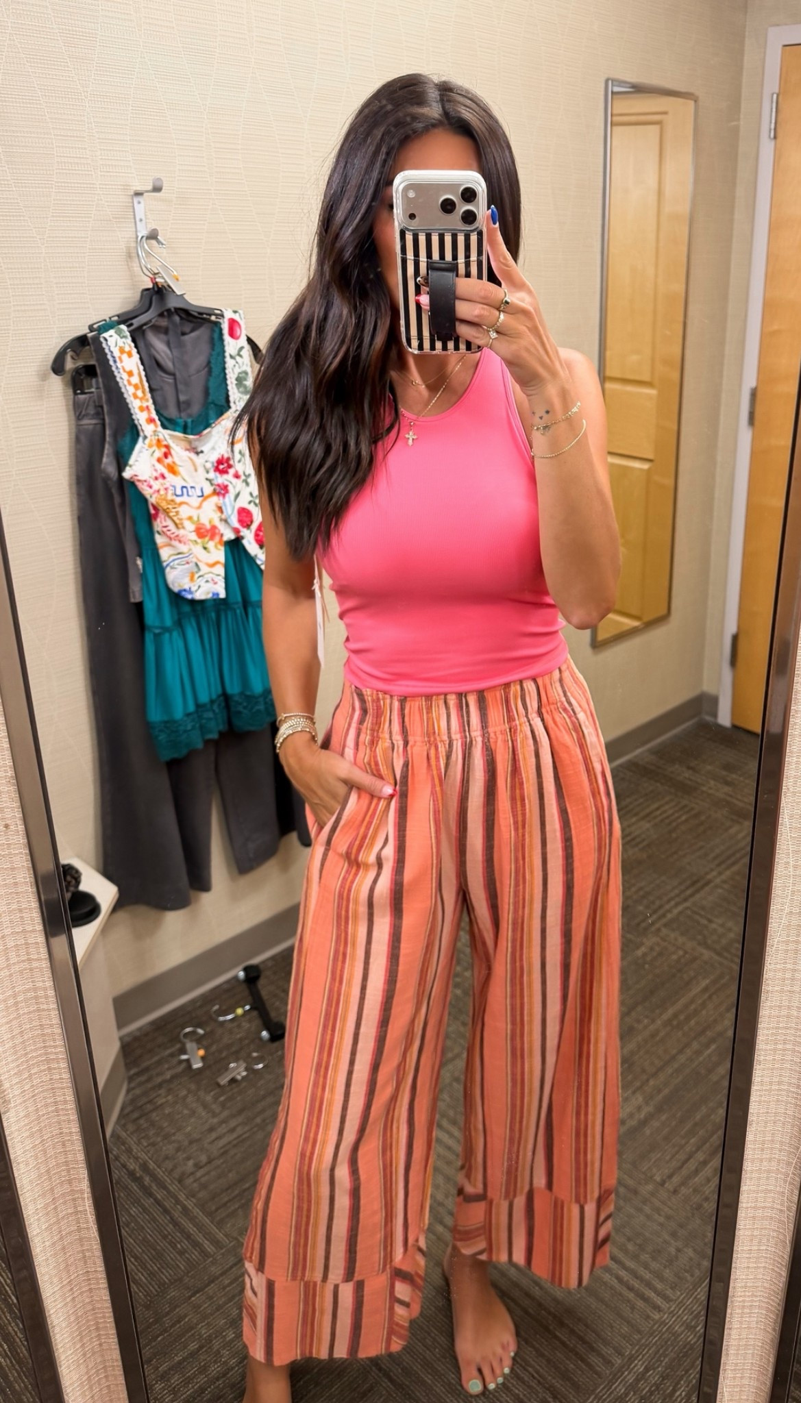 Small tank and small linen pants

#LTKgrwm #LTKOver40 #LTKootd