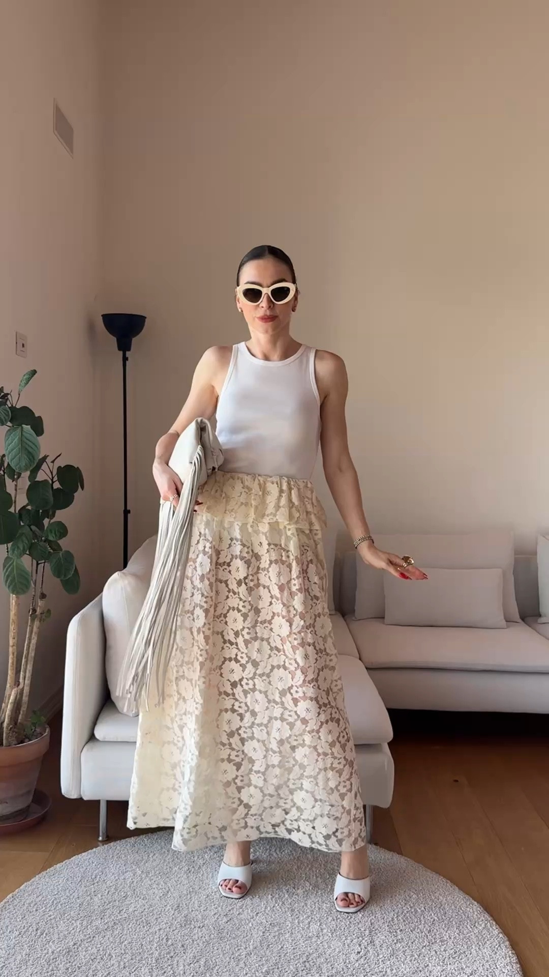 Soft luxury… but feminine

This look feels light, delicate, and effortlessly elegant. The lace skirt adds movement and texture, while the simple tank keeps everything clean and modern.

It’s soft, chic, and quietly expensive.

Top S
Skirt S

🔍 soft luxury outfit, feminine chic style, lace skirt outfit, elegant summer look, minimal classy outfit, neutral outfit inspo

#LTKuk #LTKeurope #LTKspring


#LTKgrwm #LTKFestival #LTKootd