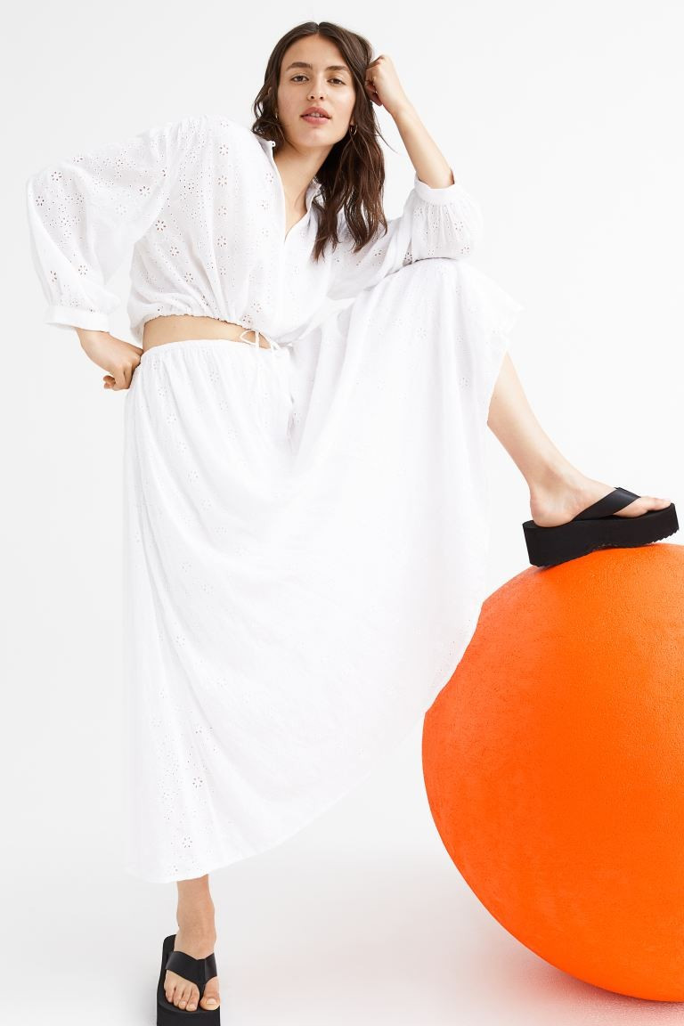 Broderie anglaise skirt | H&M (UK, MY, IN, SG, PH, TW, HK)