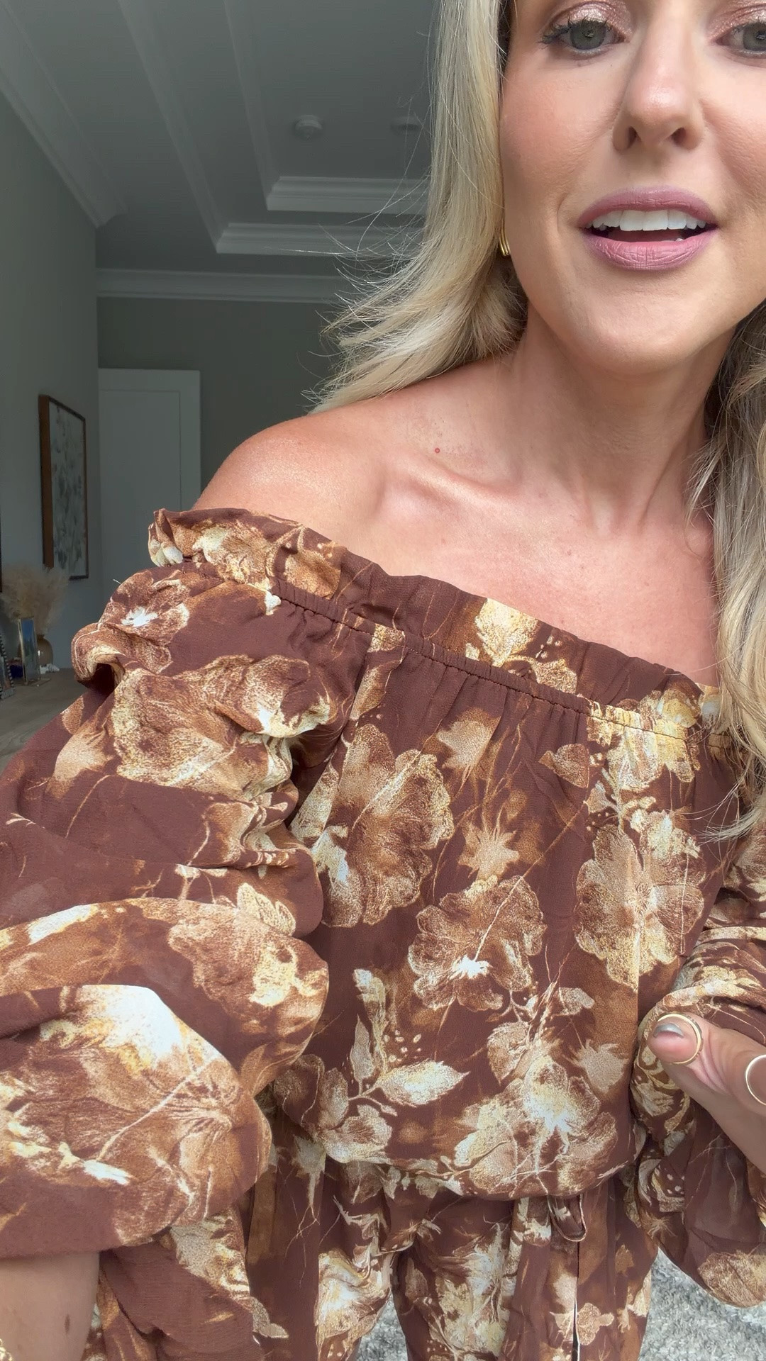 The perfect romper for any fun event this fall! Romper: size small / Boots: size 7🍂 Use code: HUNTSMAN40 to save 40% off
@vici #ViciPartner

#LTKgrwm #LTKootd #LTKmomlife