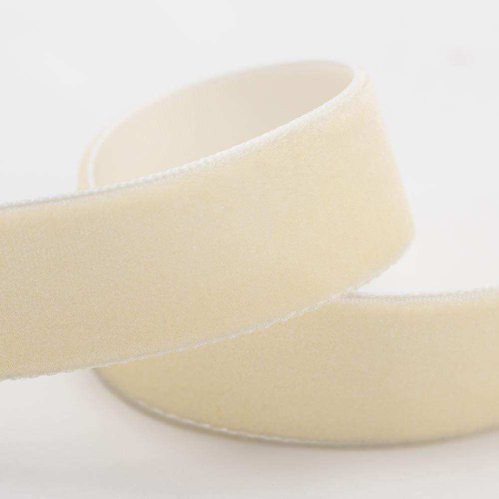 Italian Options Velvet Ribbon, Luxury, Single-Face Velvet Ribbon for Crafting, Christmas, Bows, H... | Amazon (UK)