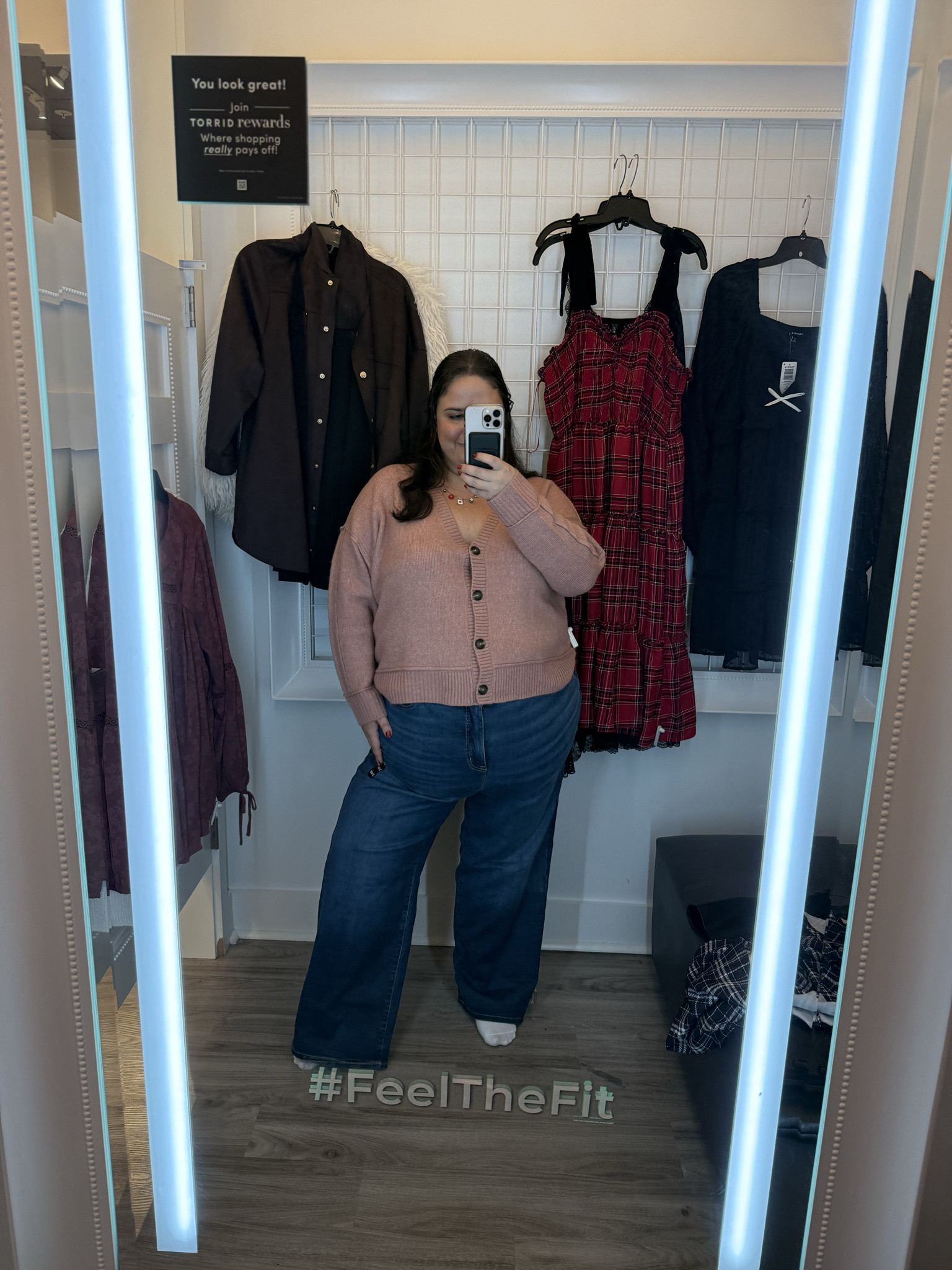 Torrid plus size outfit
Cardigan size 2
Jeans size 24 

#LTKGiftGuide #LTKPlusSize #LTKHoliday