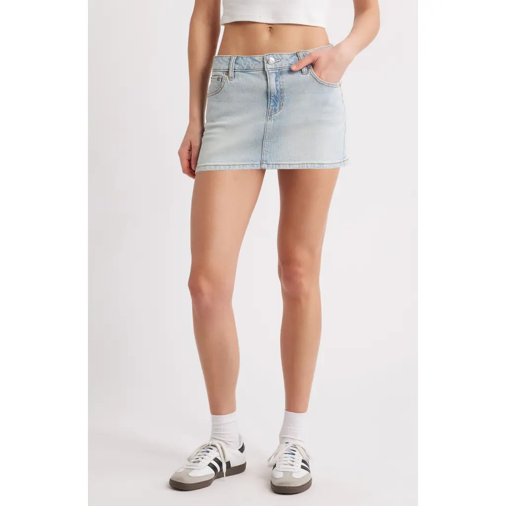 PacSun Joanie Stretch Denim Miniskirt in Med Wash at Nordstrom Rack, Size 30 | Nordstrom Rack