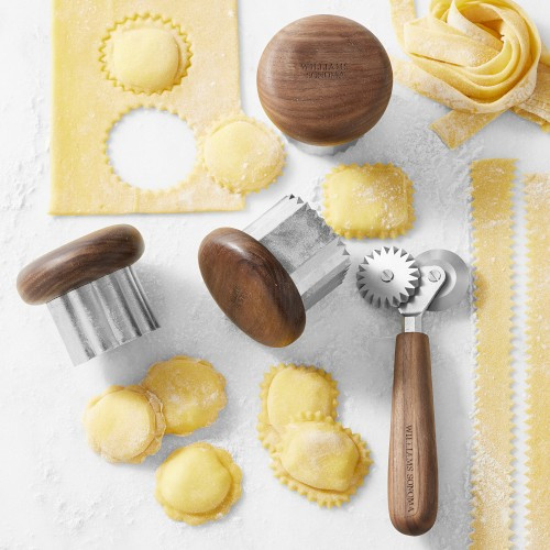 Williams Sonoma Pasta 4-Piece Gift Set | Williams-Sonoma
