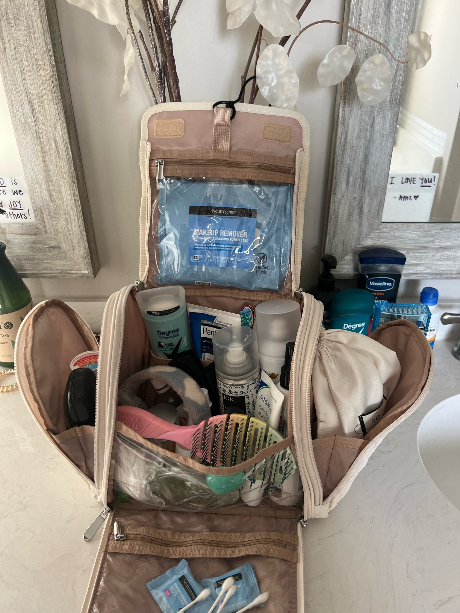 ALL IN ONE toiletry bag

#LTKTravel #LTKSummerSales #LTKSaleAlert