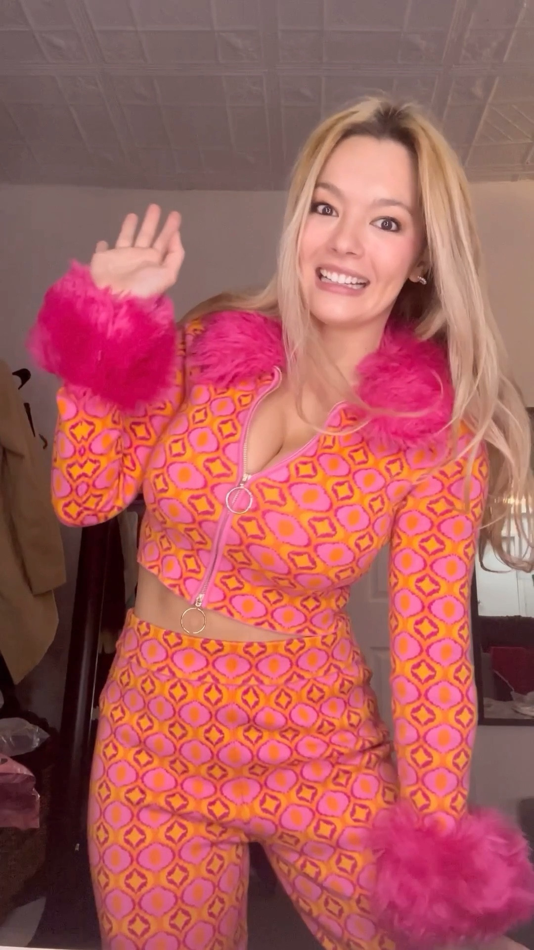 I LOVE THIS SET!!!! I literally feel like a groovy girl doll😂 I can’t wait to wear this out this weekend!!! I LOVE!!! By show me your mumu :)

#LTKMostLoved #LTKSeasonal #LTKU