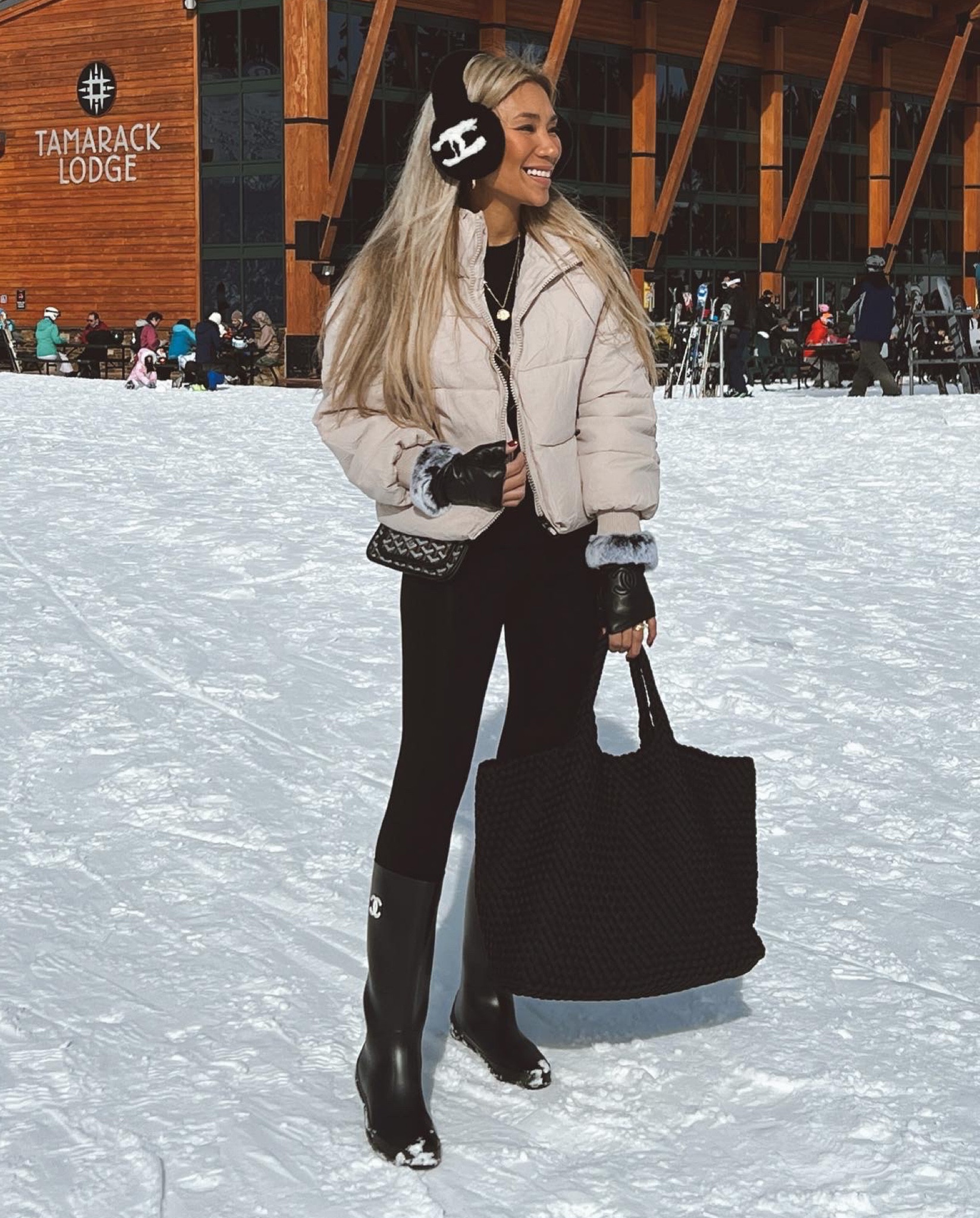 The best Amazon cropped down jacket. Length is perfect on petites! 

#LTKstyletip #LTKSeasonal #LTKtravel