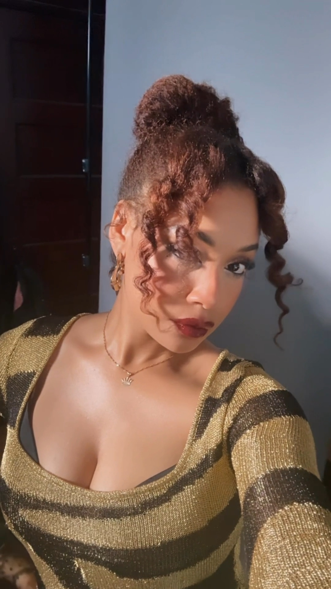 Glistening in gold ✨

#LTKParties #LTKStyleTip #LTKBeauty