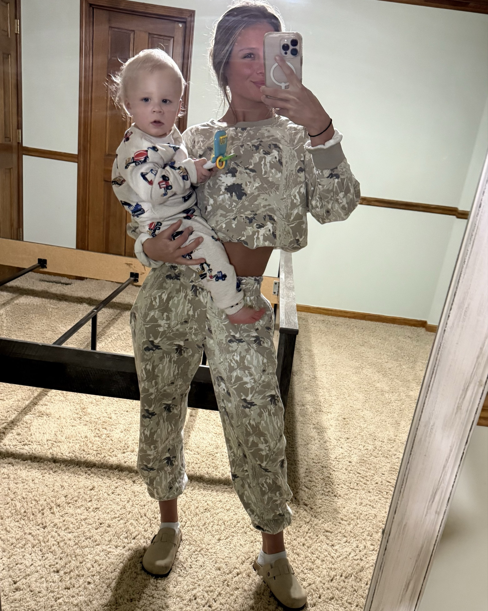 Matching Sunday cozies 🤍
My little guy in his Walmart sweatshirt & sweat pants 🚜
Wearing size 2T
13 months | 24 lbs
