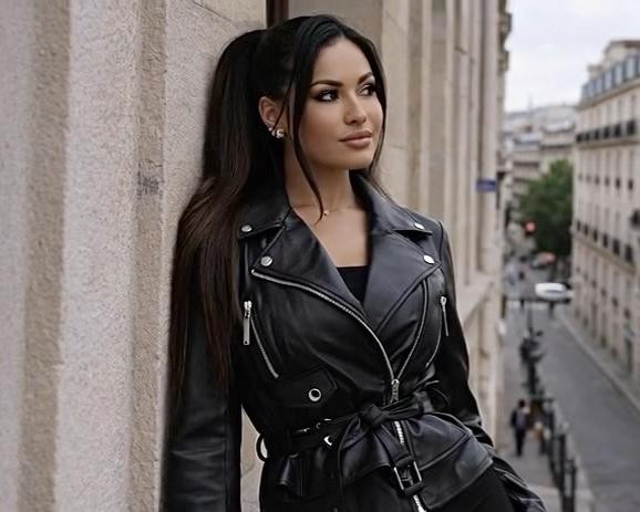 Belted black leather jacket outfit 🖤
Timeless leather jacket for fall and winter layering. Perfect for city style, date night looks, and elevated everyday outfits.

#LTKSeasonal #LTKTravel #LTKdayinmylife