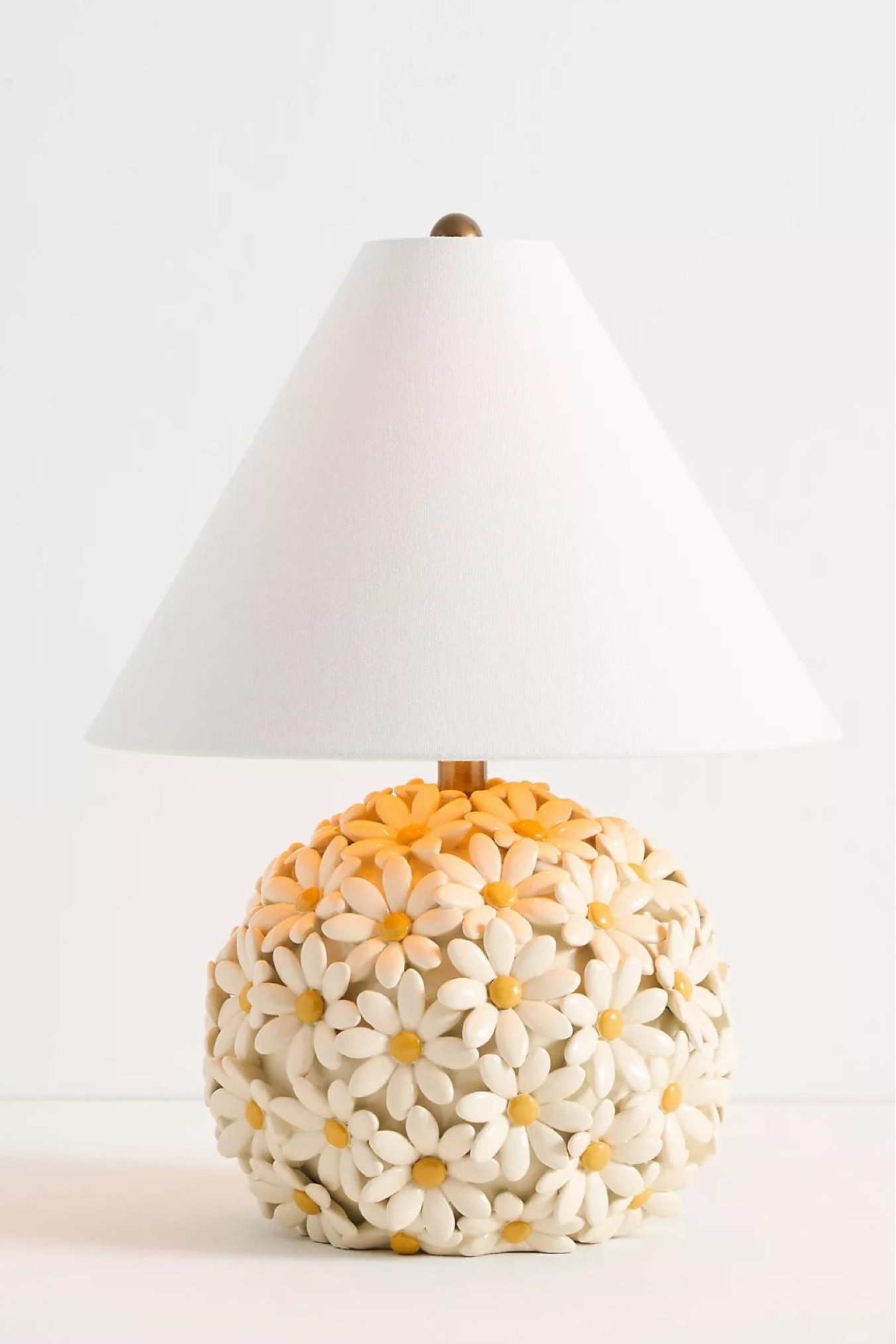 Beautiful daisy table lamp for kids room 🌼

#LTKStyleTip #LTKHome #LTKKids