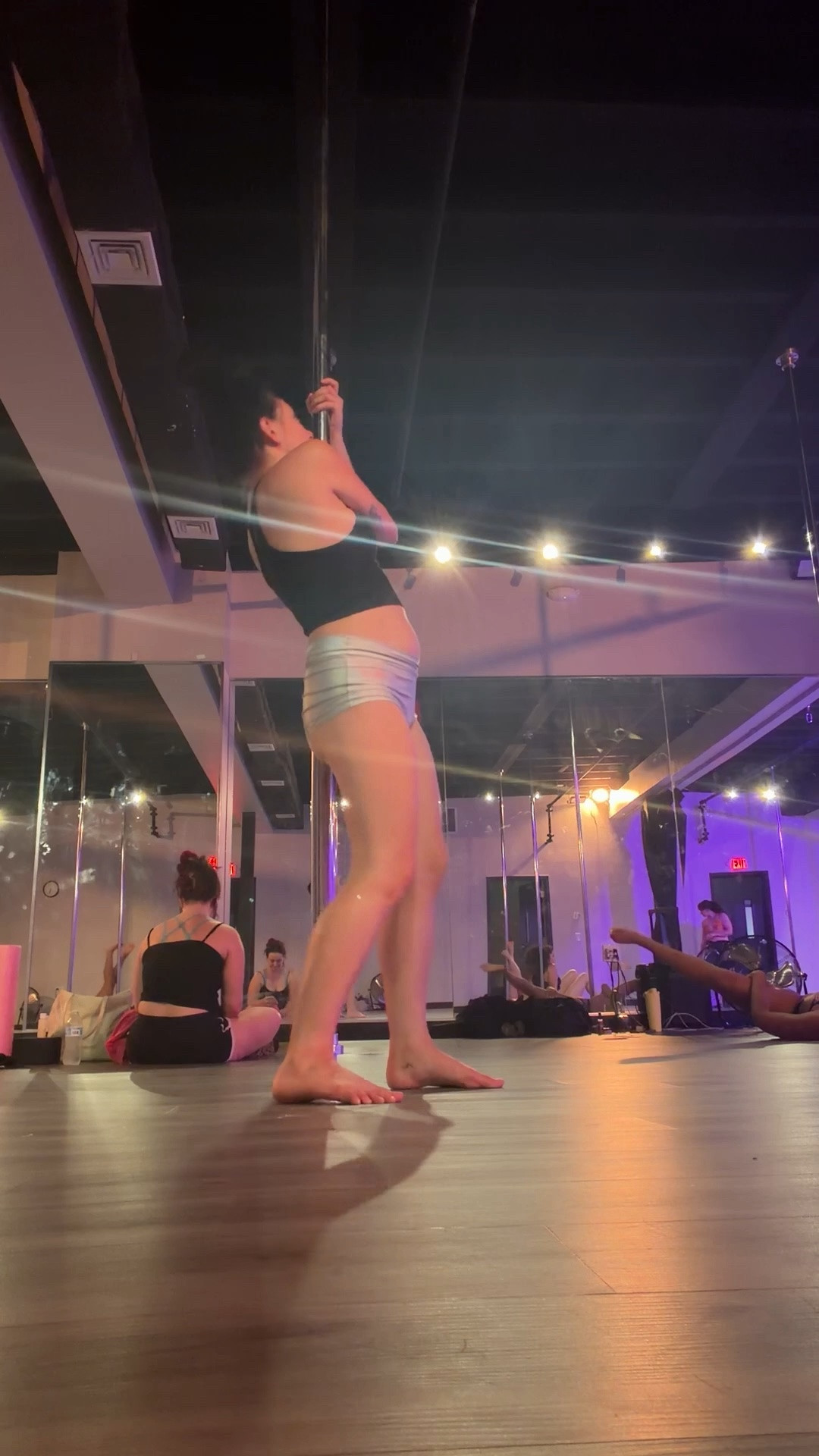 i got my invert! of course the one i filmed was my worst one 🥲
linking my dance gear

#LTKdayinmylife #LTKxWalmart