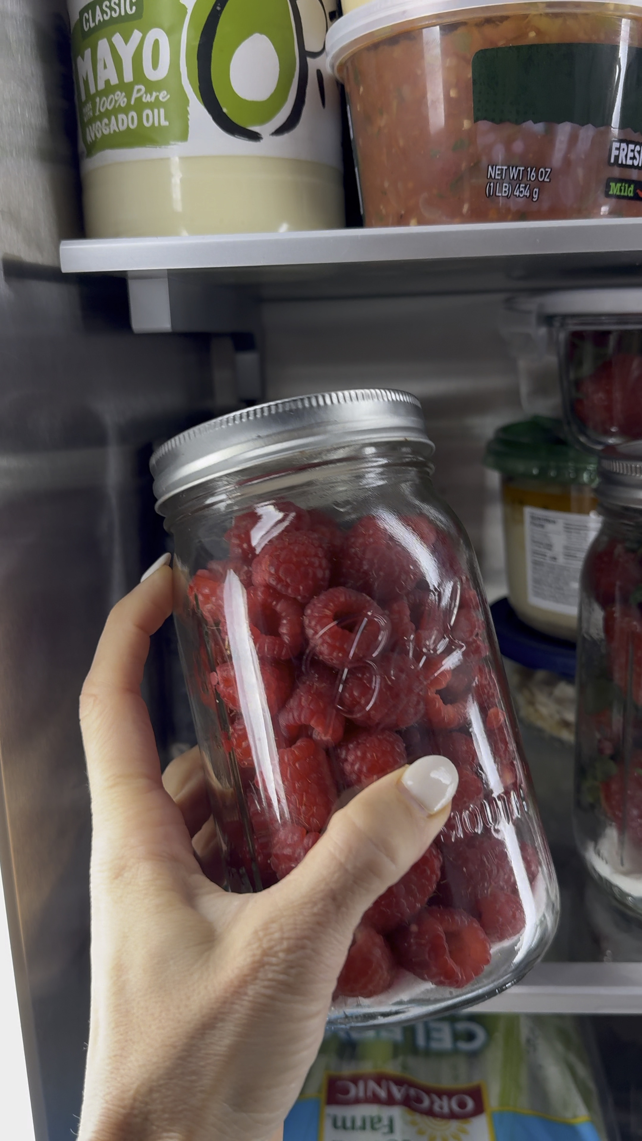 How to organize fruit so it lasts longest! I get these jars from Walmart.



#LTKhome #LTKSeasonal