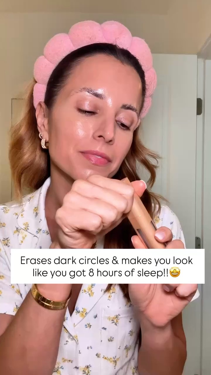 Anti aging hacks! This under eye concealer (I did color MG2 for a brightening effect) makes you look like you got 8 hours of sleep. Brightens and brings life back into your face + mature-skin friendly!


#LTKBeauty #LTKselfcare #LTKmorningroutine