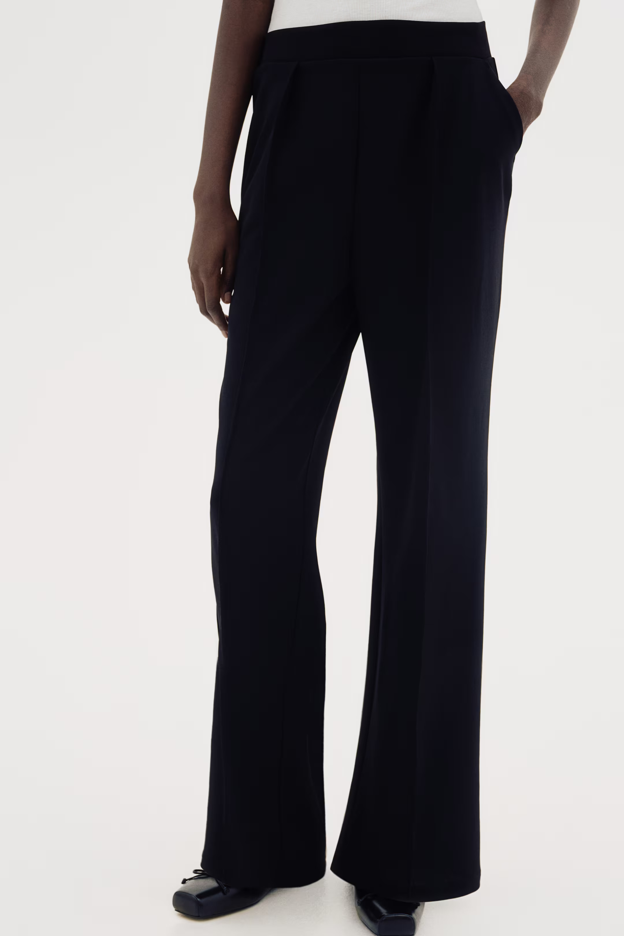 Elegante Hose mit hohem Bund - Schwarz - Ladies | H&M AT | H&M (DE, AT, CH, NL, FI)