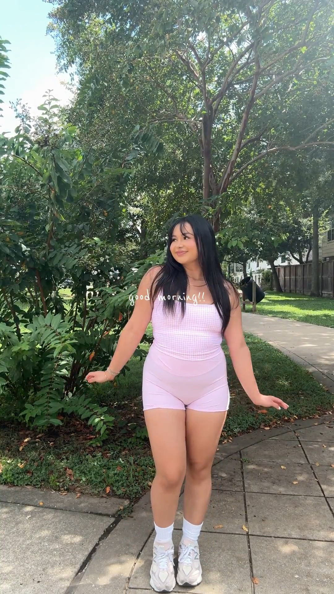 Good morning girlies!! 🩷🩷 Abercrombie activewear has been my favorite recently 😍😍 

#LTKU #LTKSeasonal #LTKActive