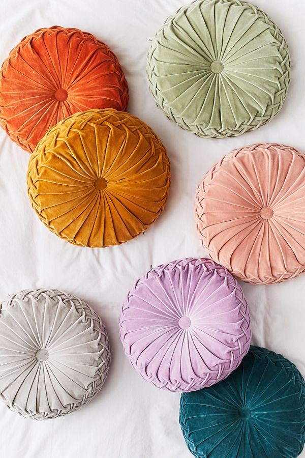 Round Pintuck Pillow | Urban Outfitters US
