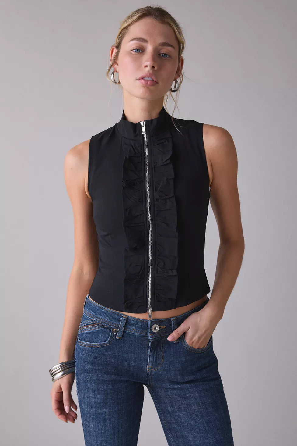Motel Hanae High Neck Sleeveless Zip-Front Top | Urban Outfitters (US and RoW)