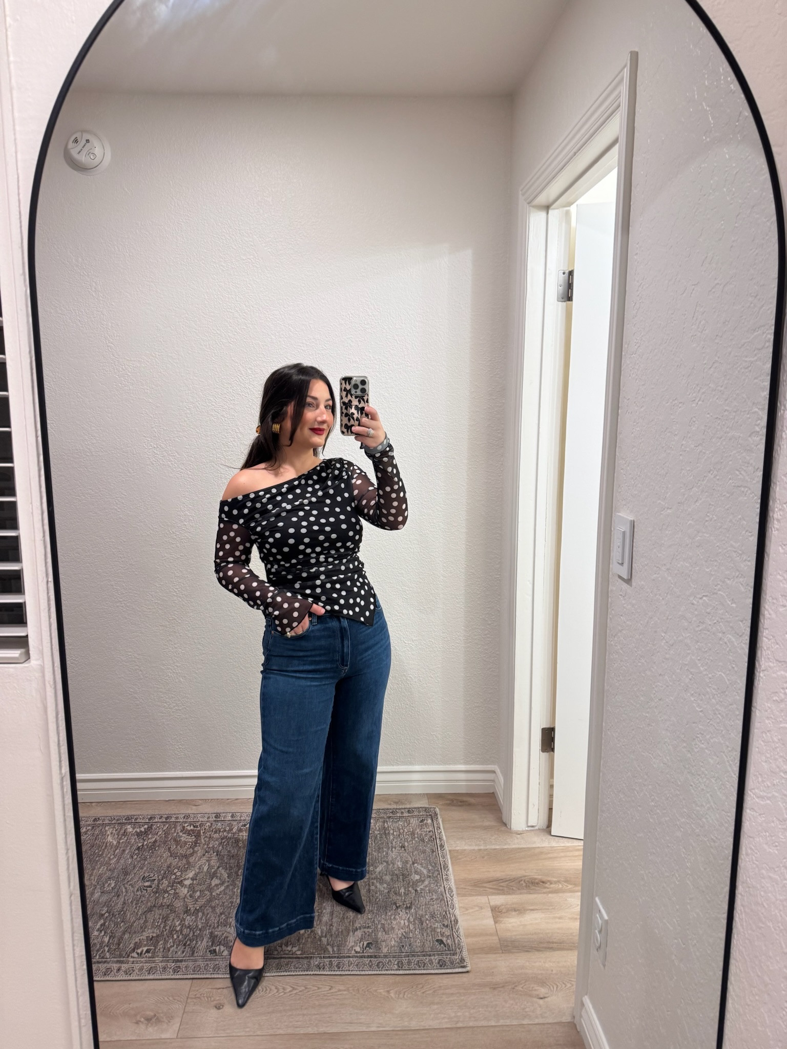 Feeling chic in this polka dot top and favorite designer jeans! Petite friendly! 

Top size small, Jeans size 27 (5'0" 140lbs)


#LTKPetite #LTKootd #LTKSaleAlert
