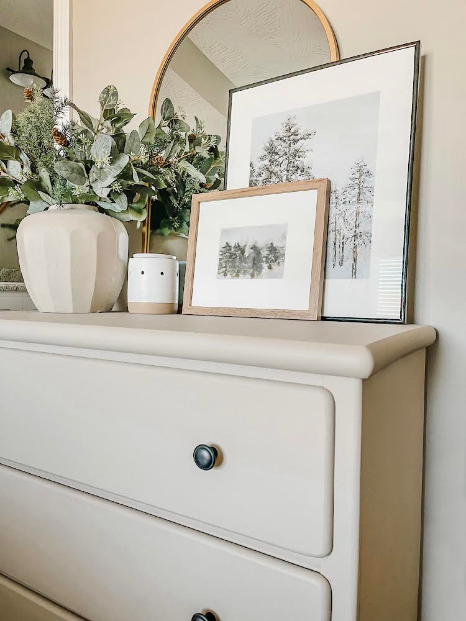DIY Painted Dresser

Dresser: Fusion Mineral Paint in Cathedral Taupe

#LTKSeasonal