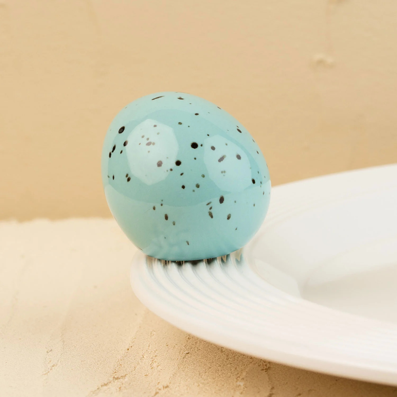 eggstra-ordinary | nora fleming